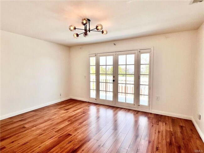 Building Photo - 3795 Plantation Cir