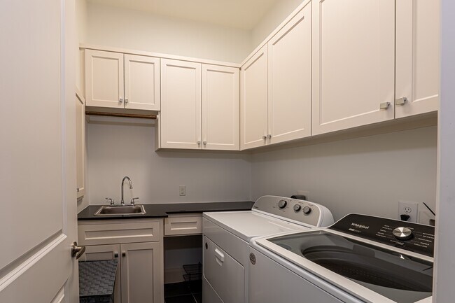 Building Photo - 1409 Indiana St