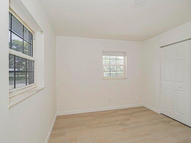 Building Photo - 2075 37th Ave