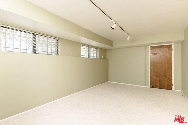 Building Photo - 2624 30th St