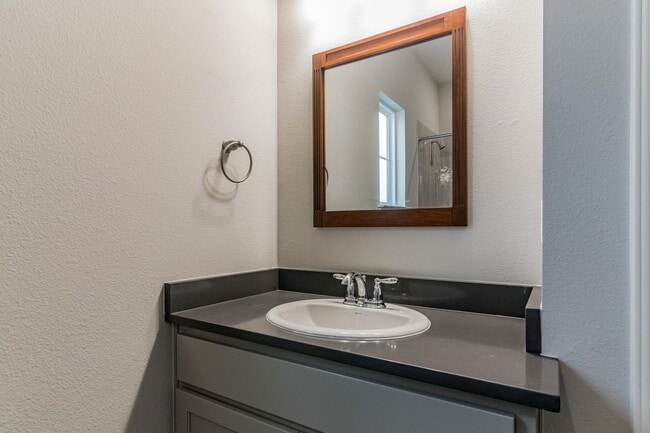 Building Photo - 106 Peruna Dr