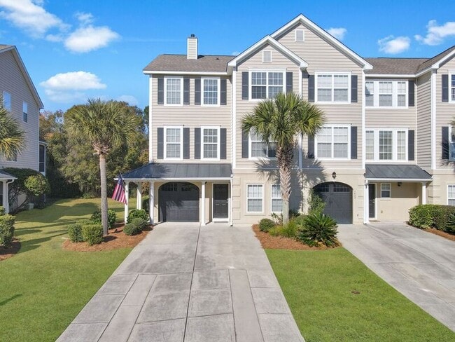 Building Photo - 1418 Hamlin Park Cir