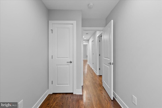 Building Photo - 1273 Oates St NE