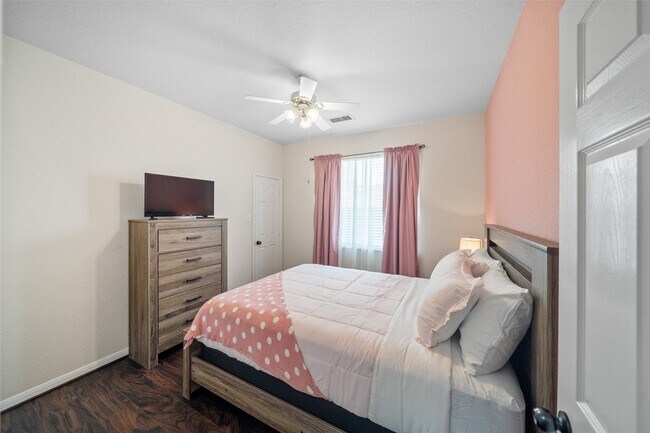 Building Photo - 6 W Prairie Dawn Cir