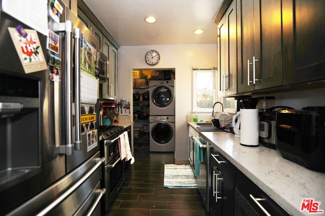 Building Photo - 87 W Glenarm St