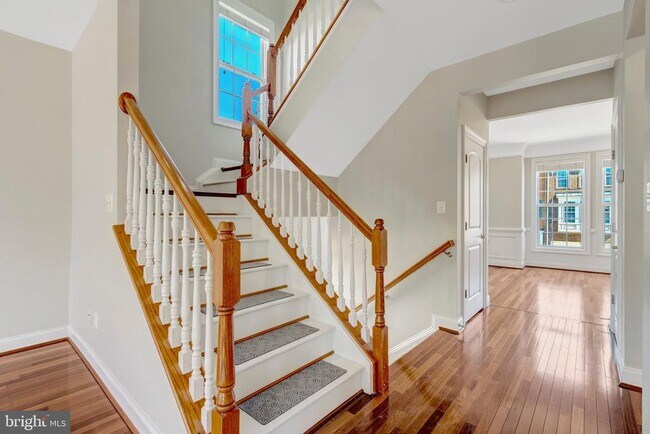 Building Photo - 6830 Hartzell Hill Ln