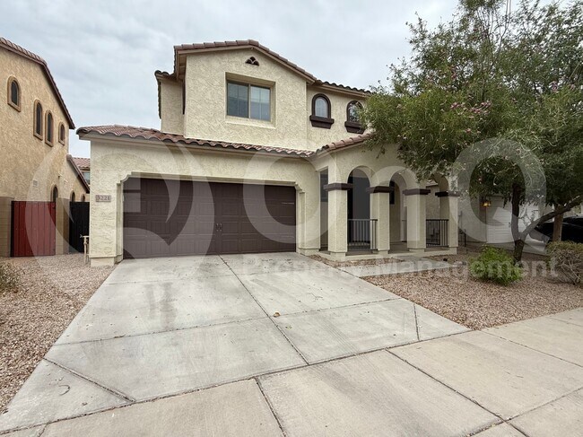Building Photo - 3221 E Virgil Dr