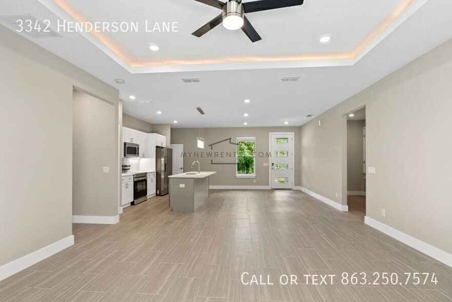 Building Photo - 3342 Henderson Ln