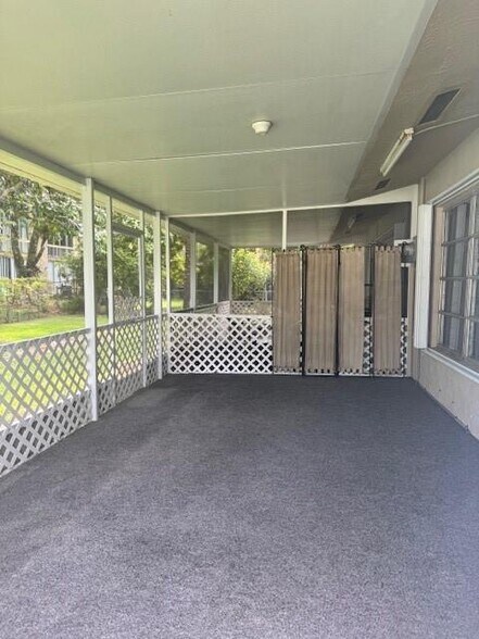 Building Photo - 8398 NW 35th St