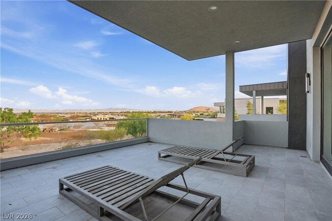 Building Photo - 98 Sun Glow Ln