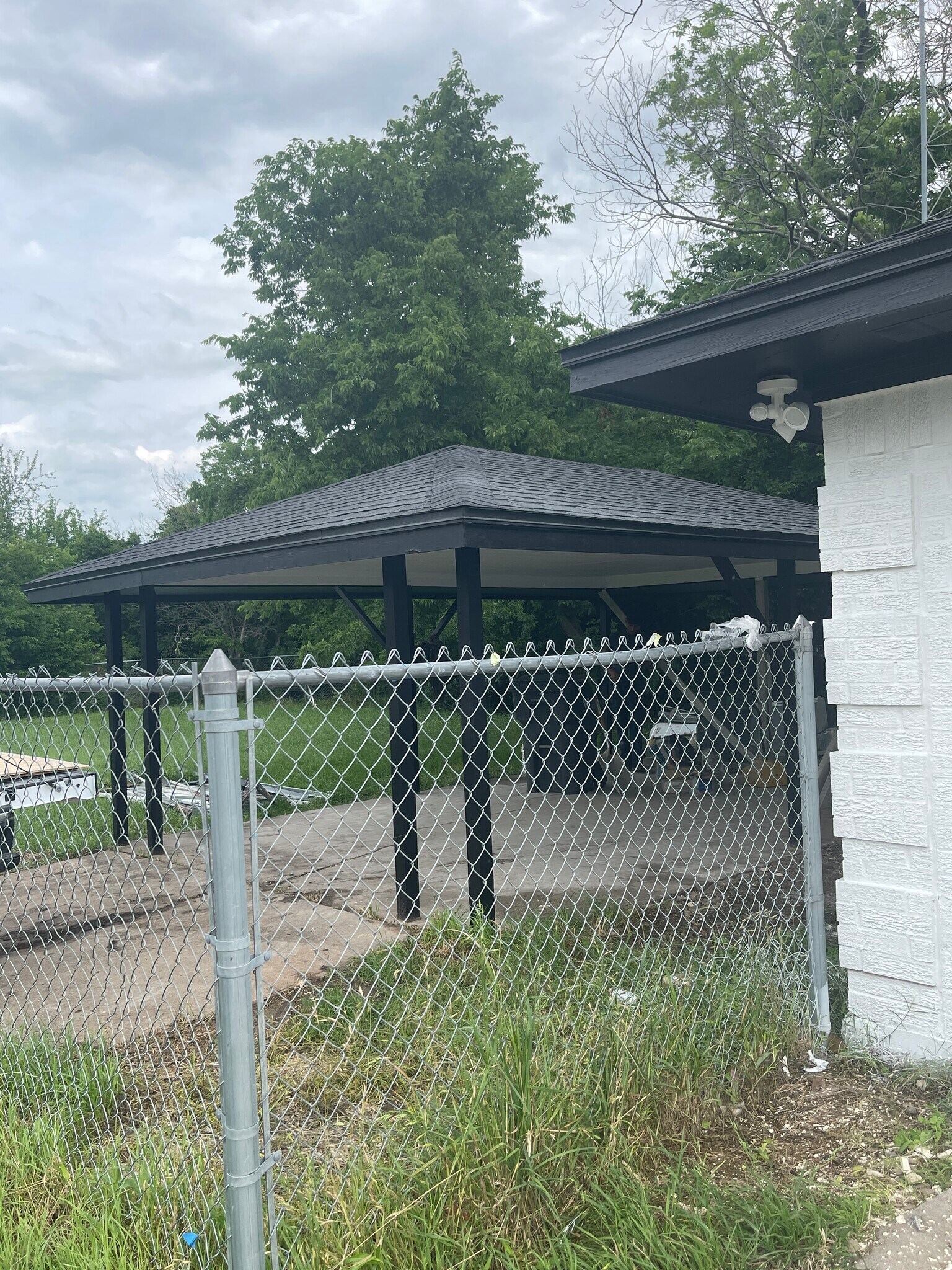 Carport - 1829 Wood Ave