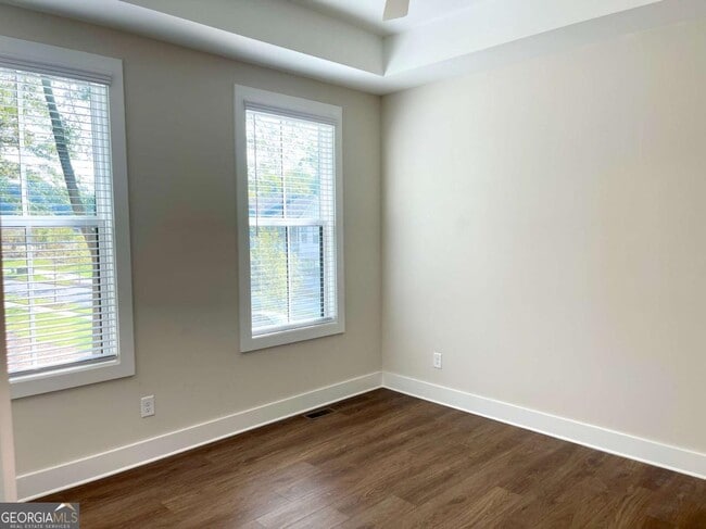 Building Photo - 1290 Zephyr Blvd SE