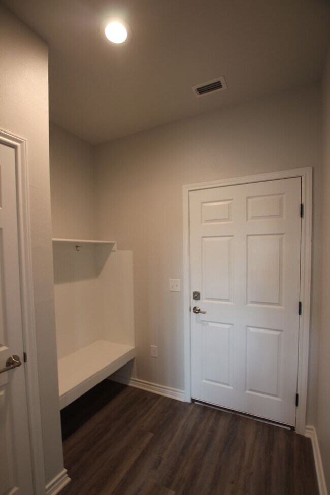 Building Photo - Lease Takeover Opportunity Available! 2 Bedroom, 2.5 Bathroom, 1 Car Garage