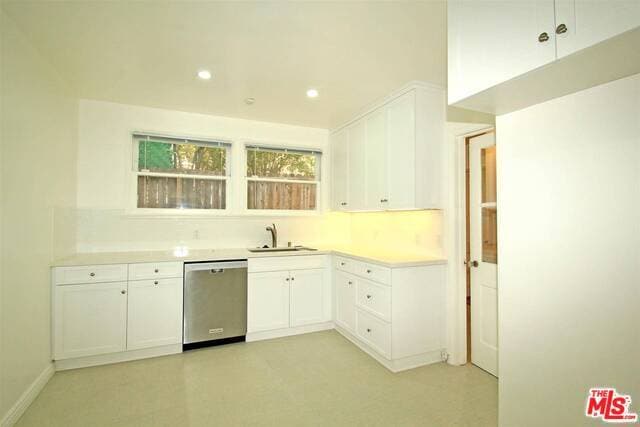 Building Photo - 836 Westholme Ave