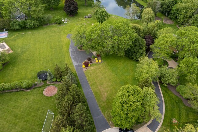 Building Photo - 5420 Belmont Ct