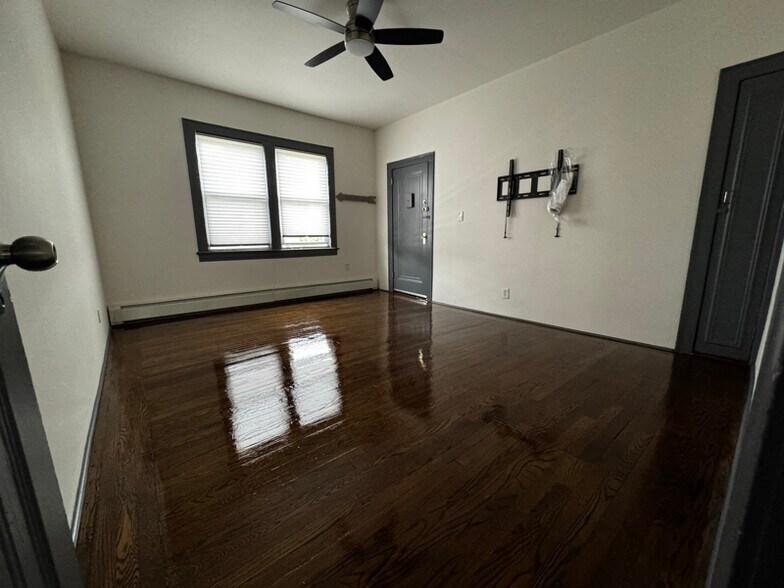 Building Photo - 86 Edgewood Ave