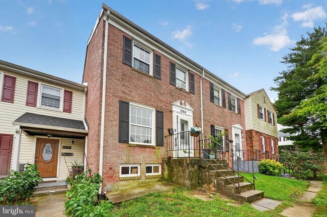 Building Photo - 12914 Claxton Dr