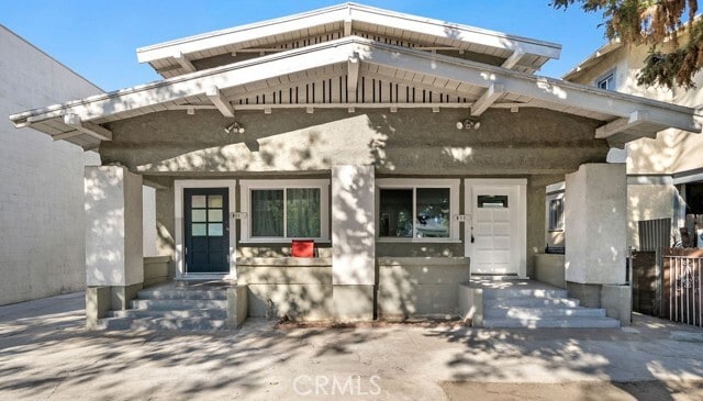 Primary Photo - 911 W 40th Pl