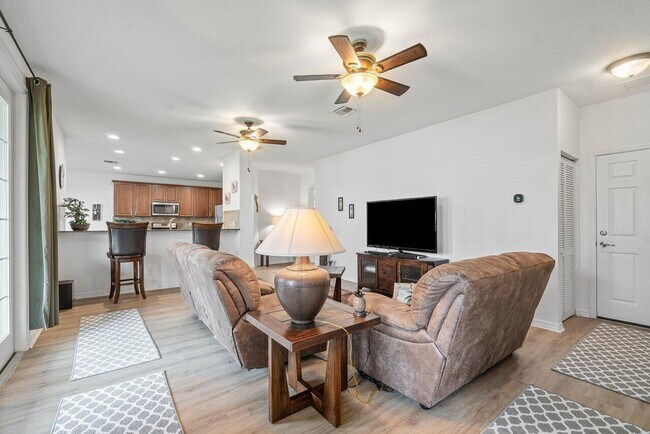 Building Photo - 3441 Oakmont Estates Blvd