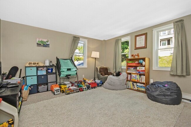 Building Photo - 126 Summer St