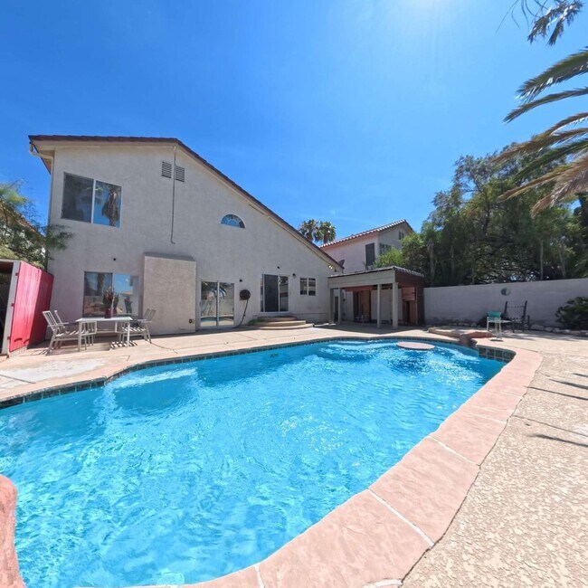 Building Photo - Beautiful 2-Story Home with Pool, Waterfall & Spacious Open Floor Plan!