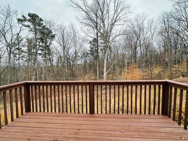 Building Photo - Stunning 2023-Built Home in Powell – Quiet Cul-de-Sac Living!