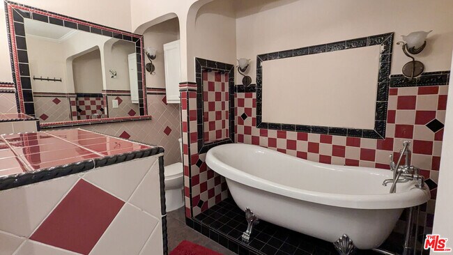 Building Photo - 4925 20th St