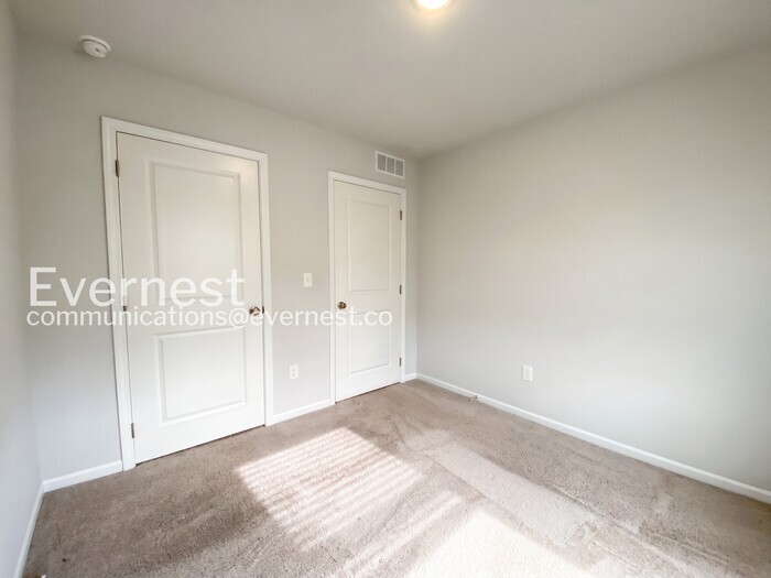 Building Photo - 4107 Olive St