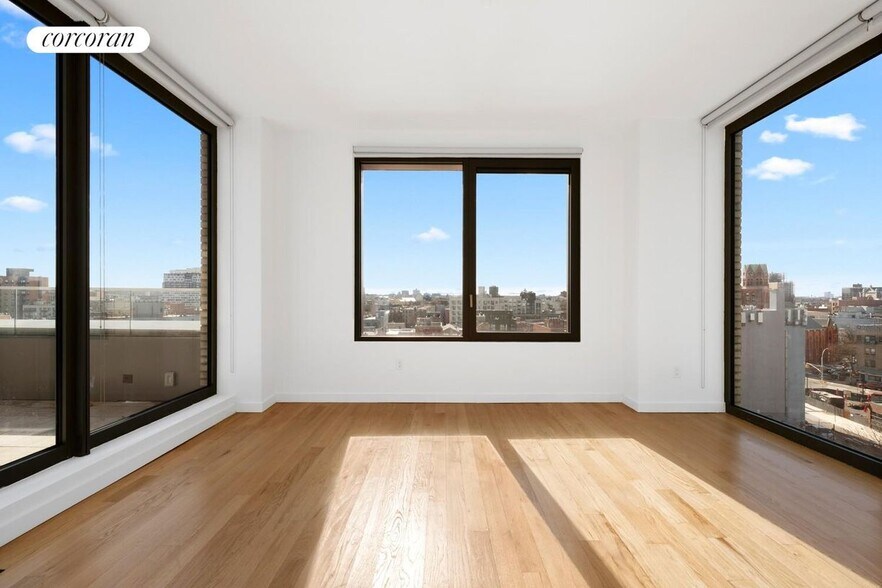 Building Photo - 54 Noll St