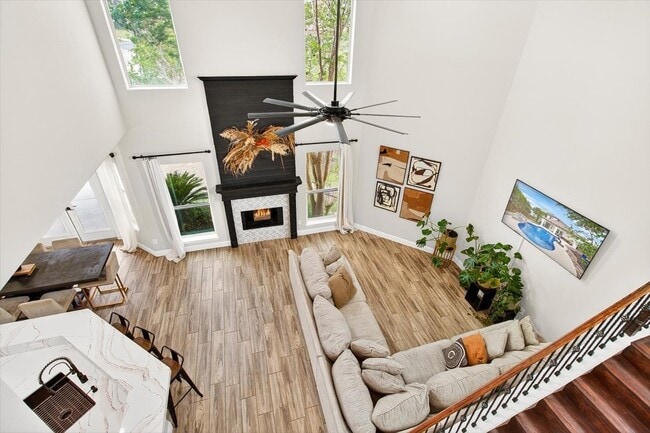 Building Photo - 8417 Macarena Dr
