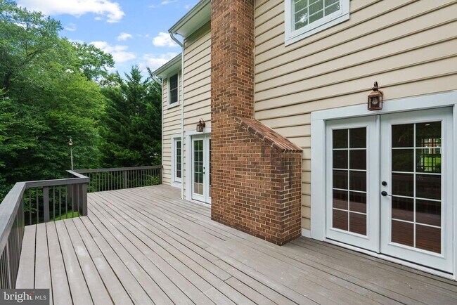 Building Photo - 6609 Heidi Ct