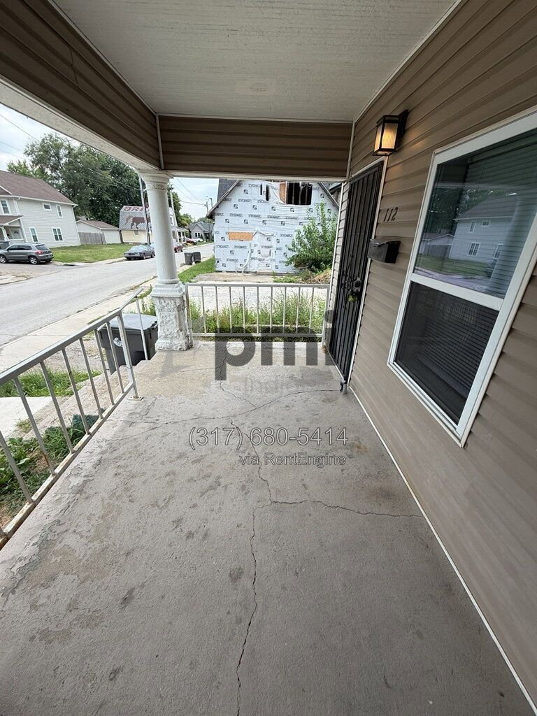 Building Photo - 112 Adler St