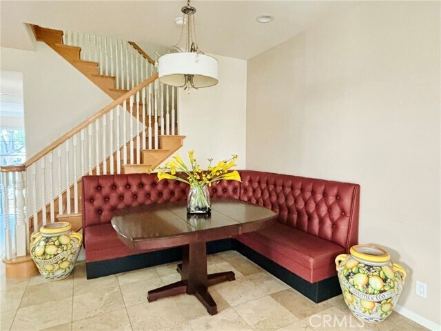 Building Photo - 5 St Pierre