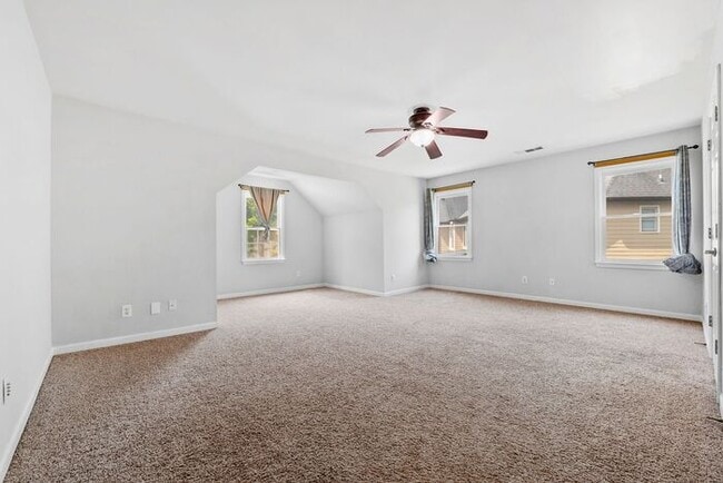 Building Photo - 3485 Maple Terrace Dr