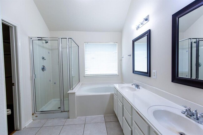 Building Photo - 6359 Bright Falls Ln