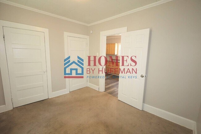 Building Photo - Two Bedroom House | Two Bathrooms