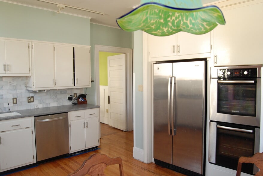 Building Photo - 203 Wallace Ave