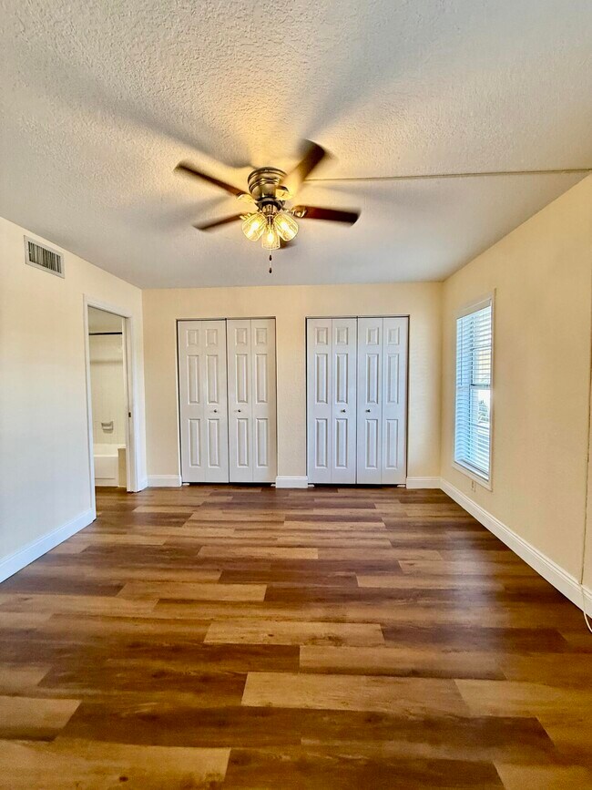 Building Photo - 342 Southwind Dr