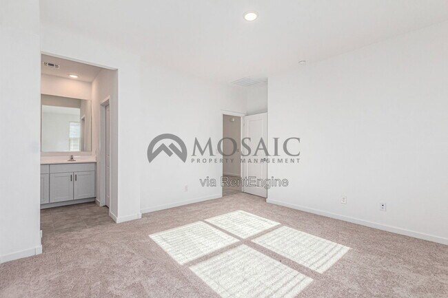 Building Photo - 8821 W Agora Ln