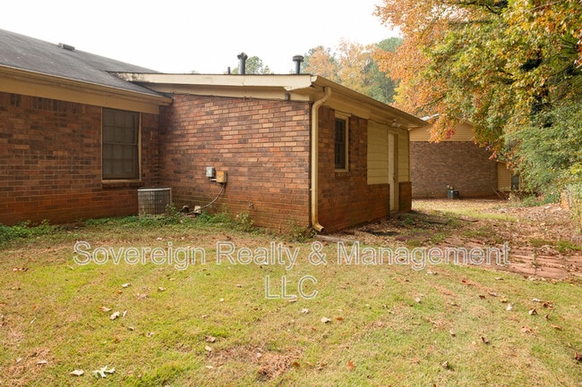 Building Photo - 355 Haymarket Ln