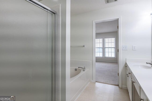 Building Photo - 278 Regent Square