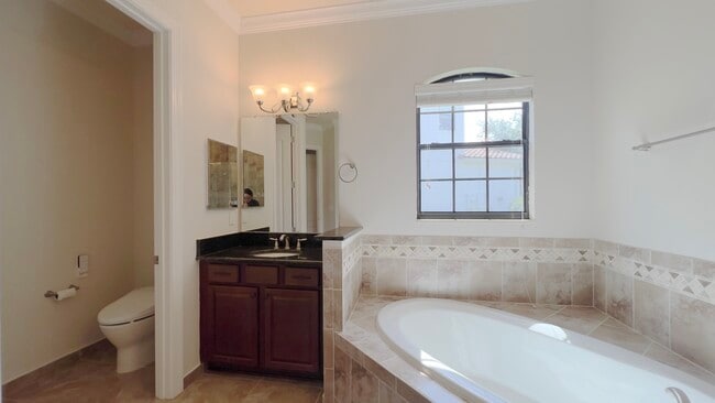 Building Photo - 10907 Mobberley Cir