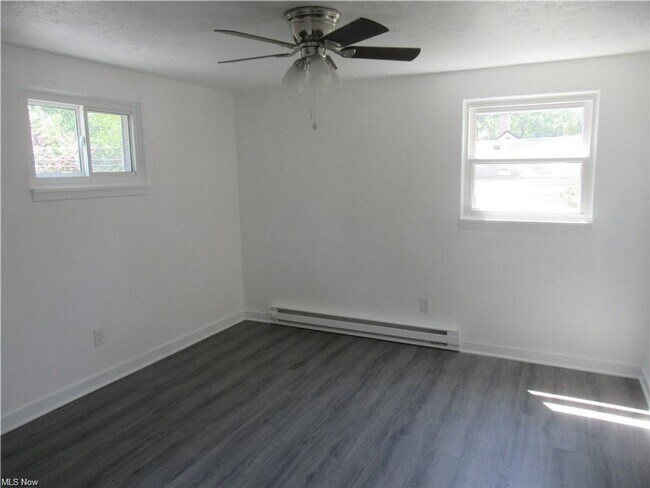 Building Photo - 173 Forest Blvd