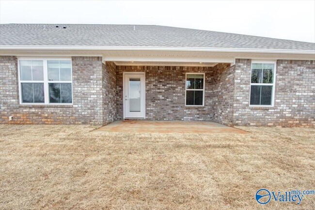 Building Photo - 26480 Naomi Wy