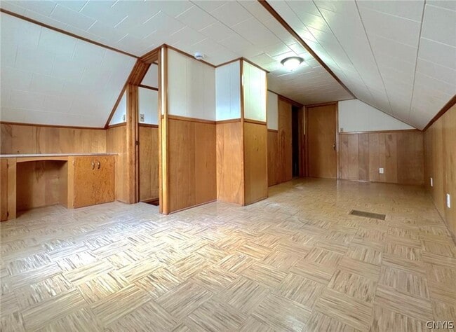 Building Photo - 50 New Hartford St