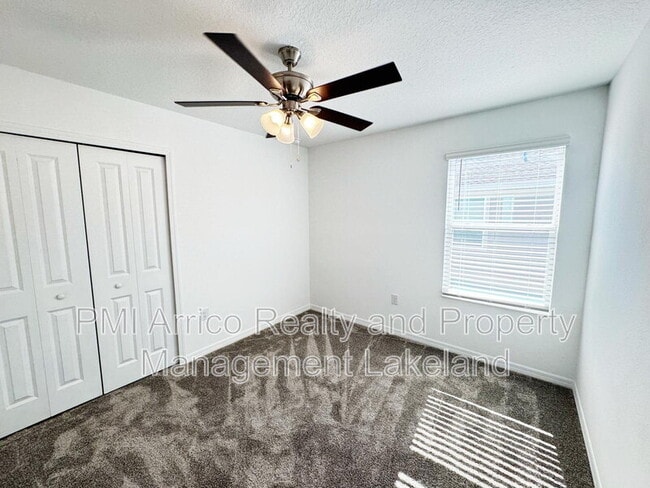 Building Photo - 645 Bell Prairie Cir