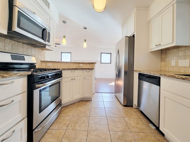 Building Photo - 6709 Tulsa Cove