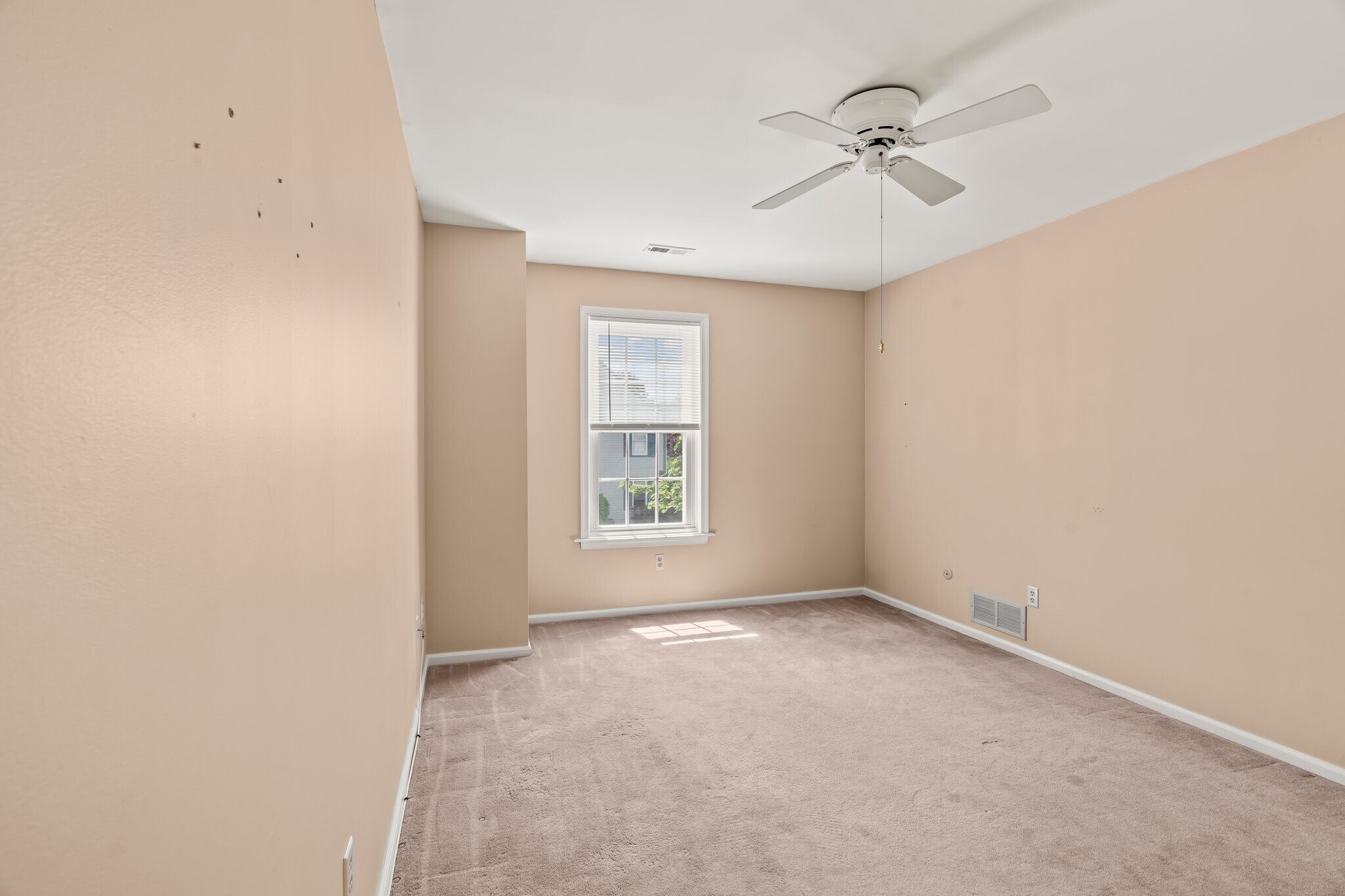 Building Photo - 759 Westfield Dr