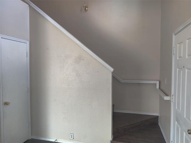 Building Photo - 1405 Anglican Dr