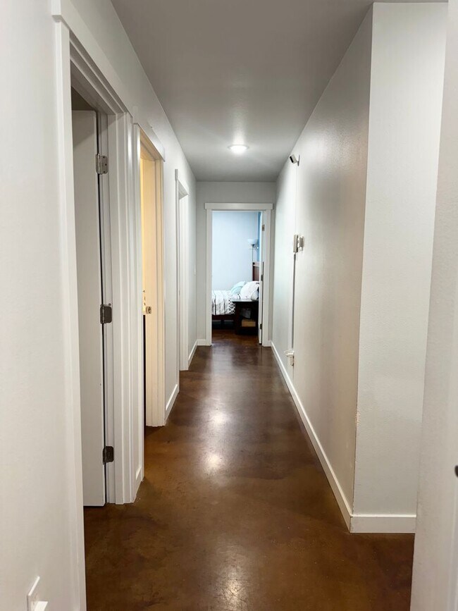 Building Photo - Welcome to Your Lakefront Retreat in Clear...